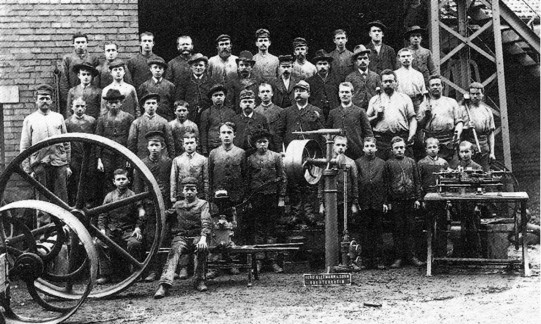 1870: The Kleemann workforce in Obertürkheim.