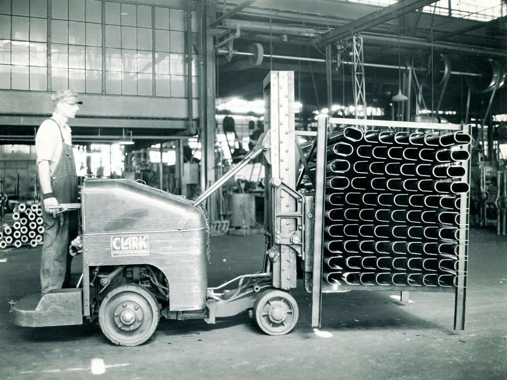 1928: Introducing of Tructier.