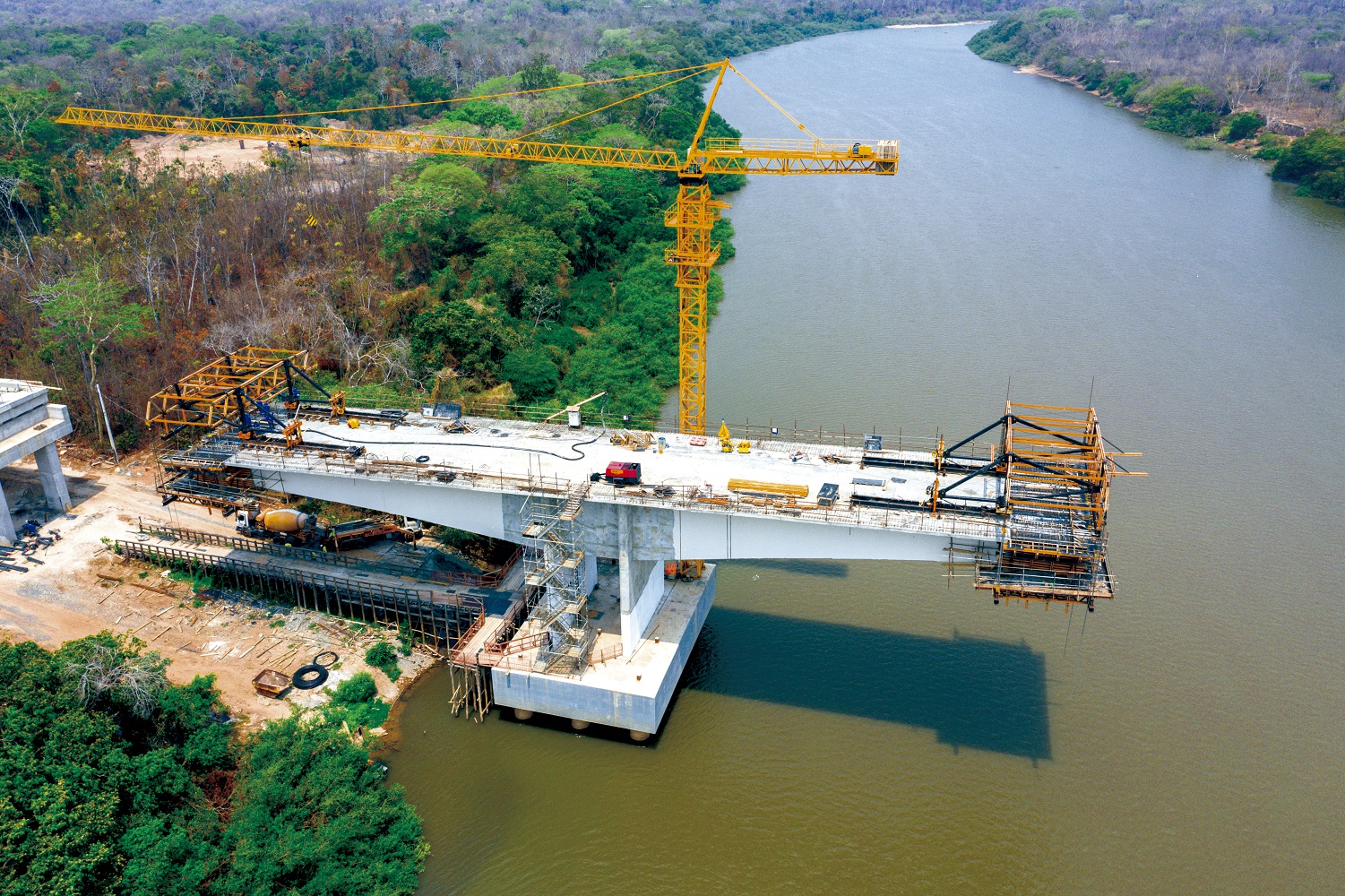 ULMA on the Cuiabá River in Brazil <br> Image source: Anmopyc