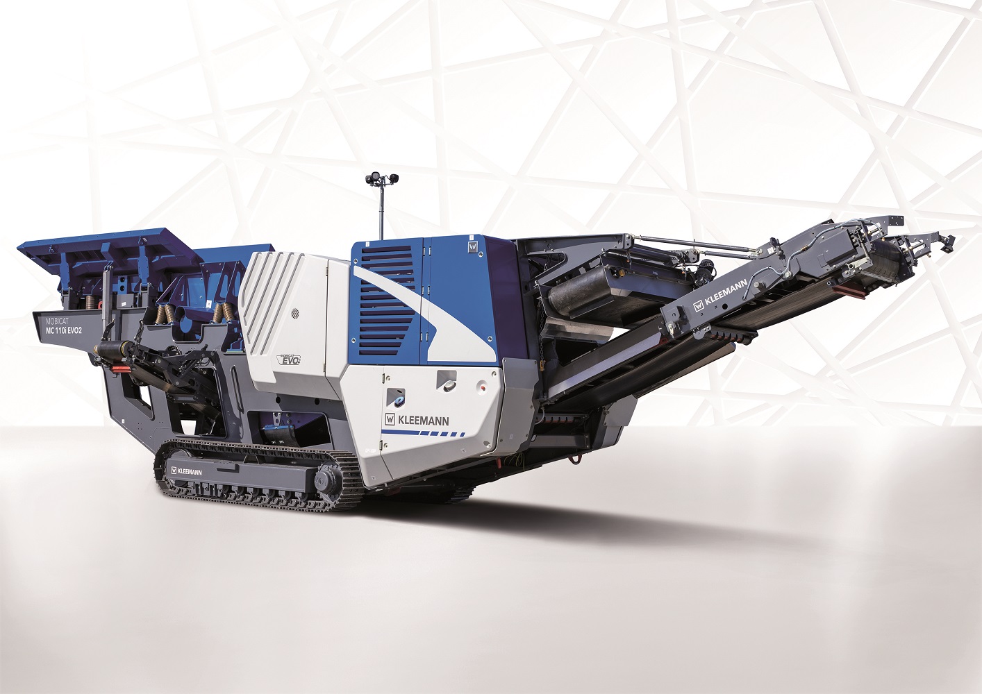 High performance individually or as a team: the cone crusher MOBICONE MCO 90(i) EVO2 and the jaw crusher MOBICAT MC 110(i) EVO2 from Kleemann.