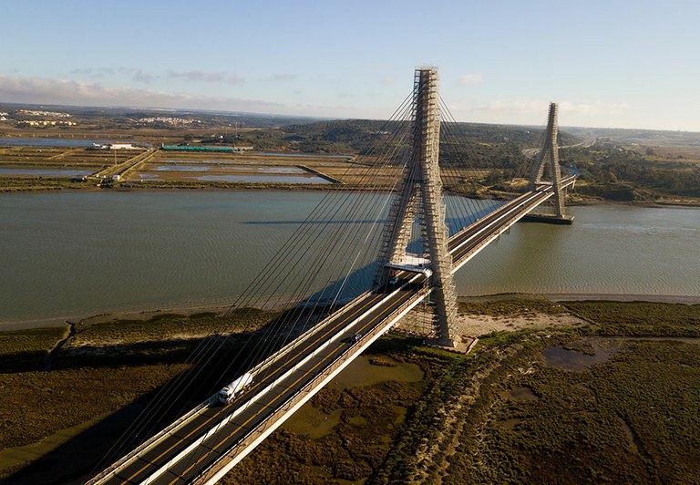 ULMA: Renovation of Guadiana International Bridge