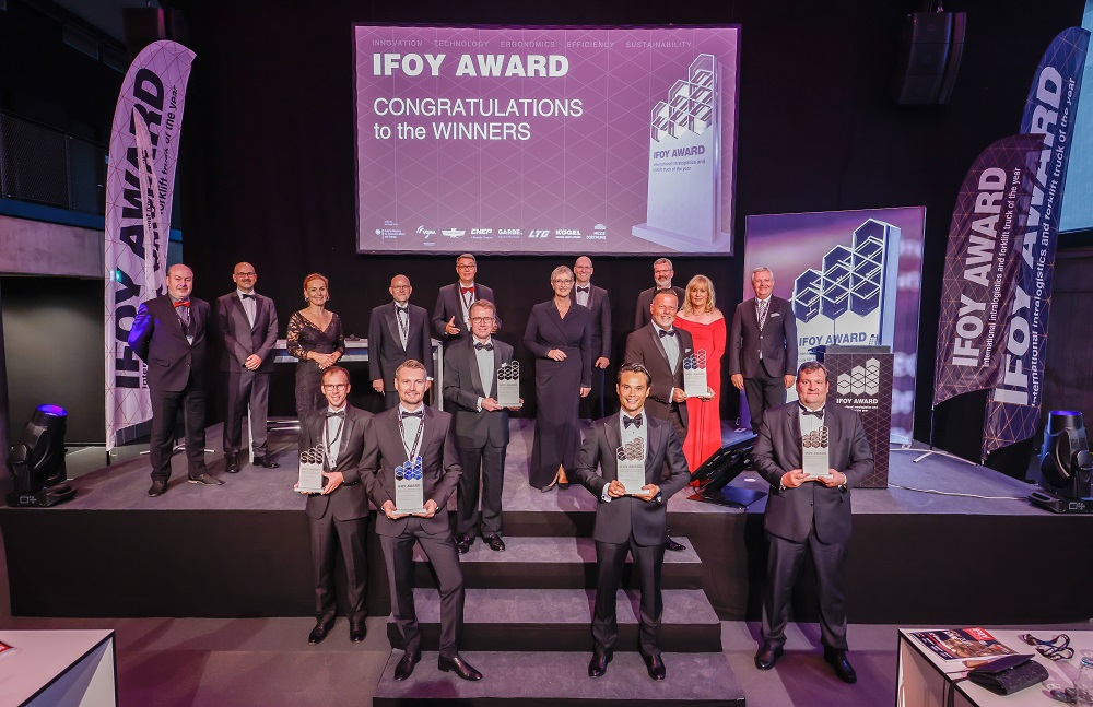 The IFOY AWARD 2021 was awarded to the winners in six categories.