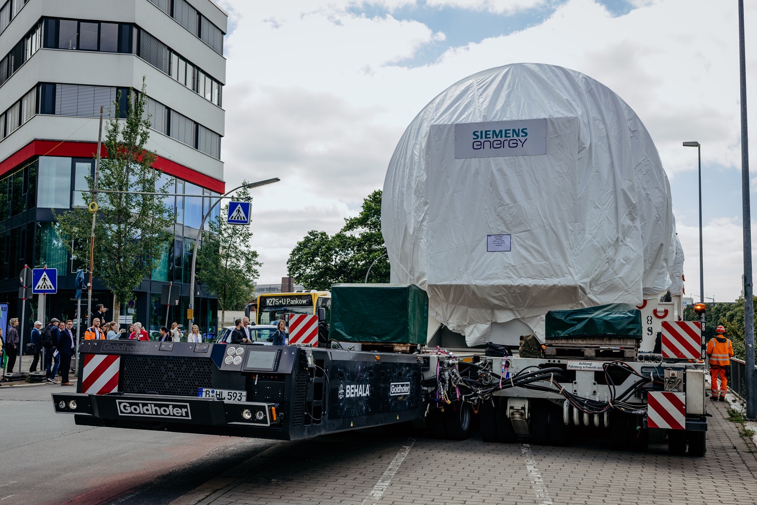 Reduced noise and emissions: successful premiere in Berlin
