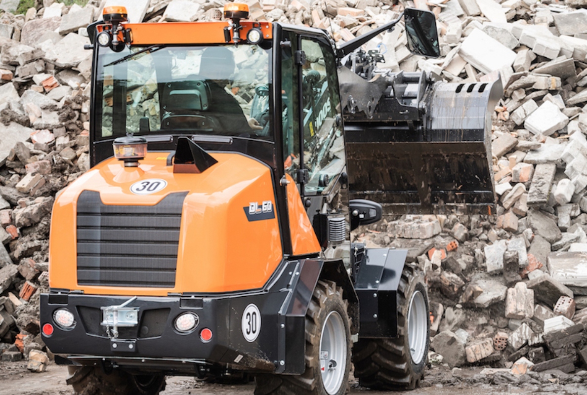 Doosan DL60-7