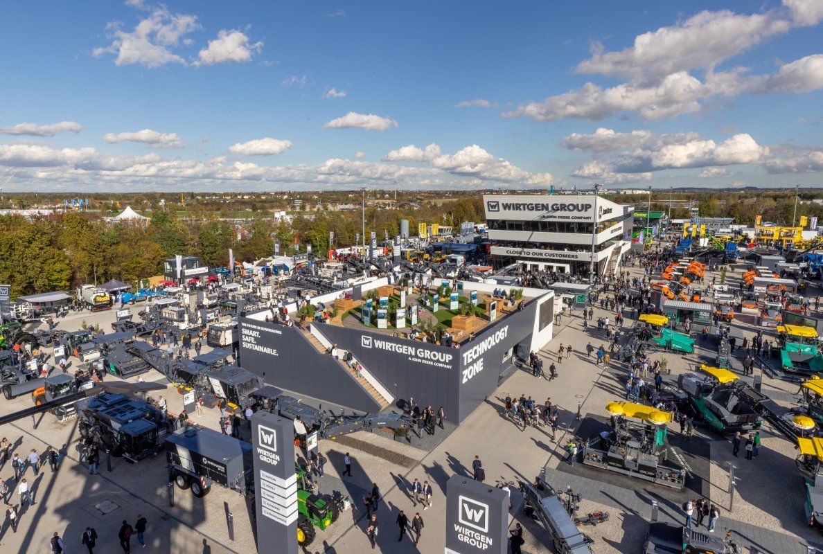 The Wirtgen Group presented its impressive powers of innovation at Bauma 2022 with sustainable and therefore trailblazing road construction solutions.