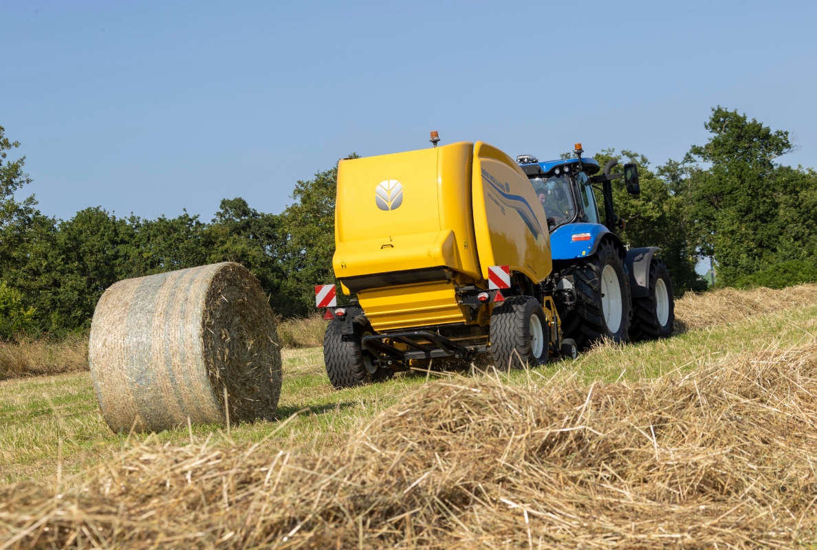 New Holland Roll-Belt 180 PLUS