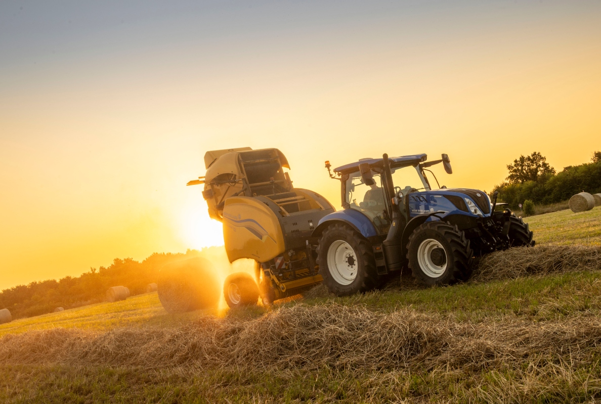 New Holland Roll-Belt 180 PLUS