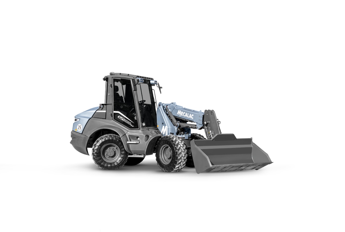 Mecalac expands its zero emission range with the eS900tele, its new 100% electric telescopic swing loader
