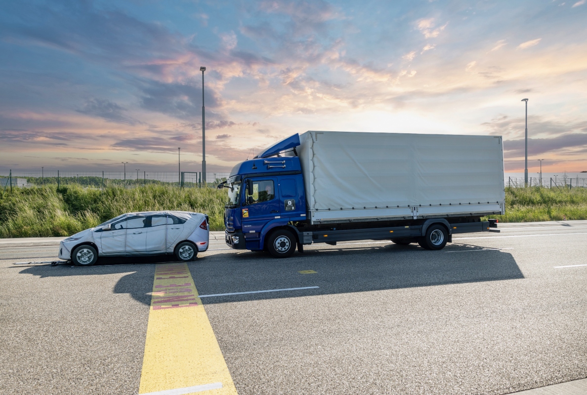 Mercedes-Benz Trucks at bauma 2025: Sustainable vehicle, service, and mobility solutions for construction transport