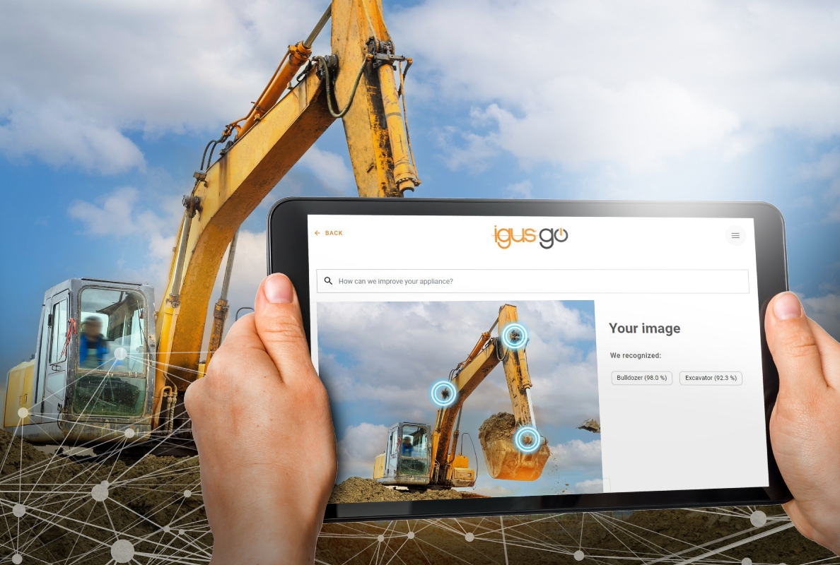 With the igusGO® app, optimization potential in more than 450 applications can be discovered in just a few seconds - e.g. by eliminating lubrication.