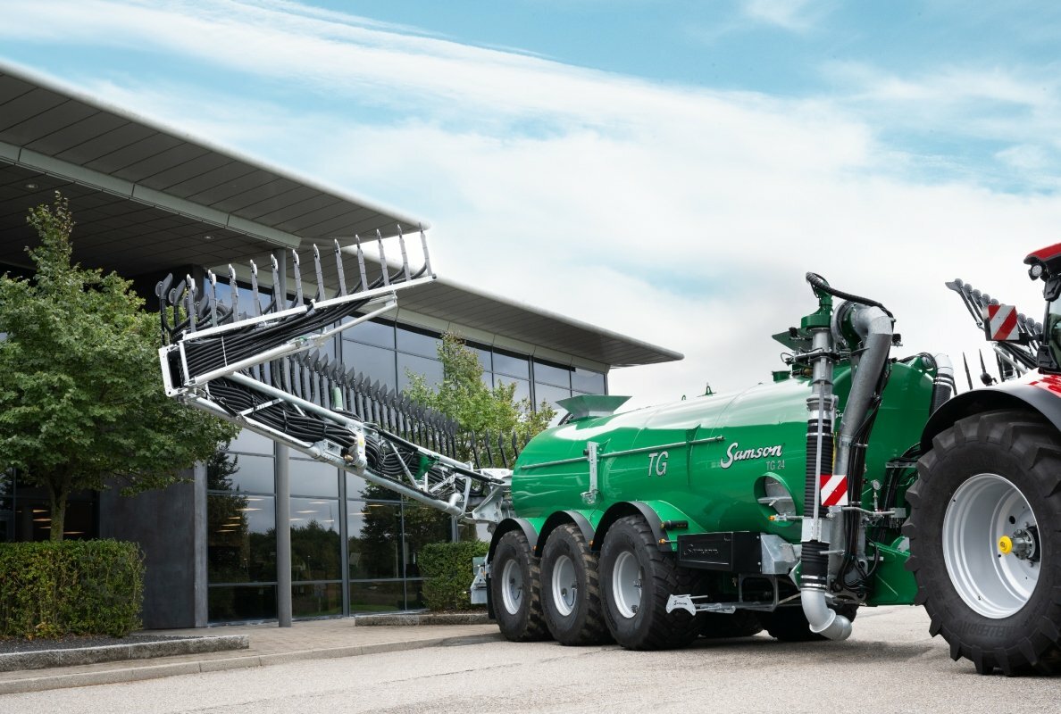 Samson unveils a new version of its TSB2 Trailing Shoe Boom