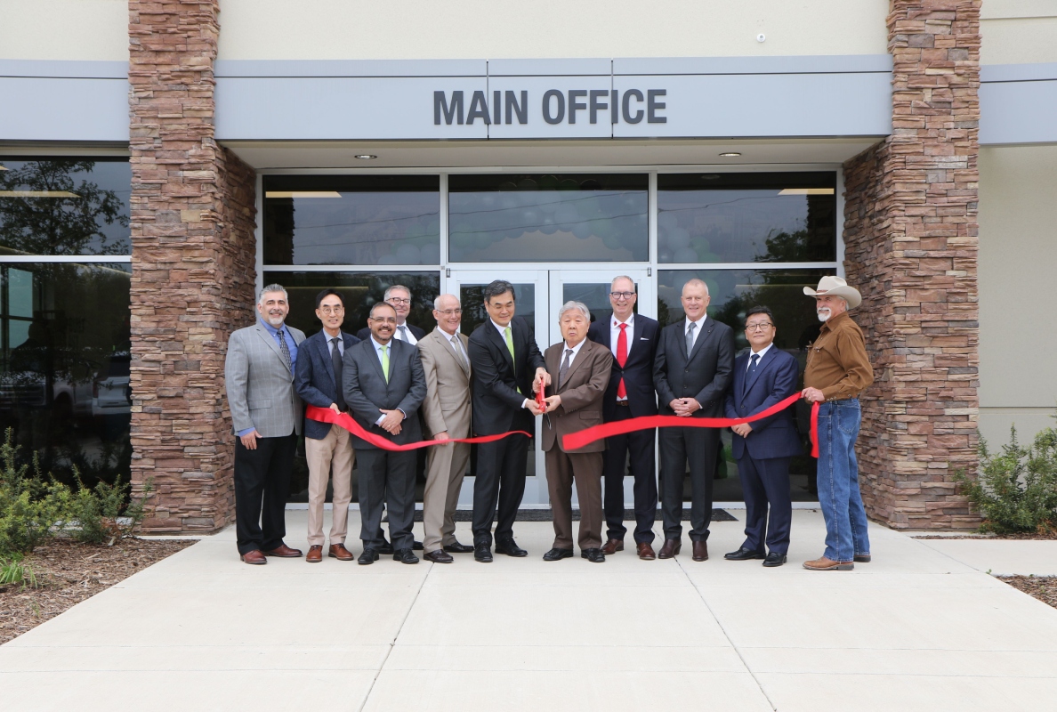 Ribbon Cutting at New Global