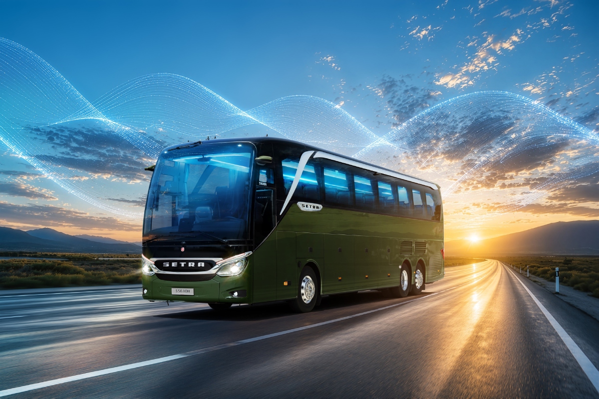 Daimler Buses Makes its Coaches Even More Efficient, Digital and Safer