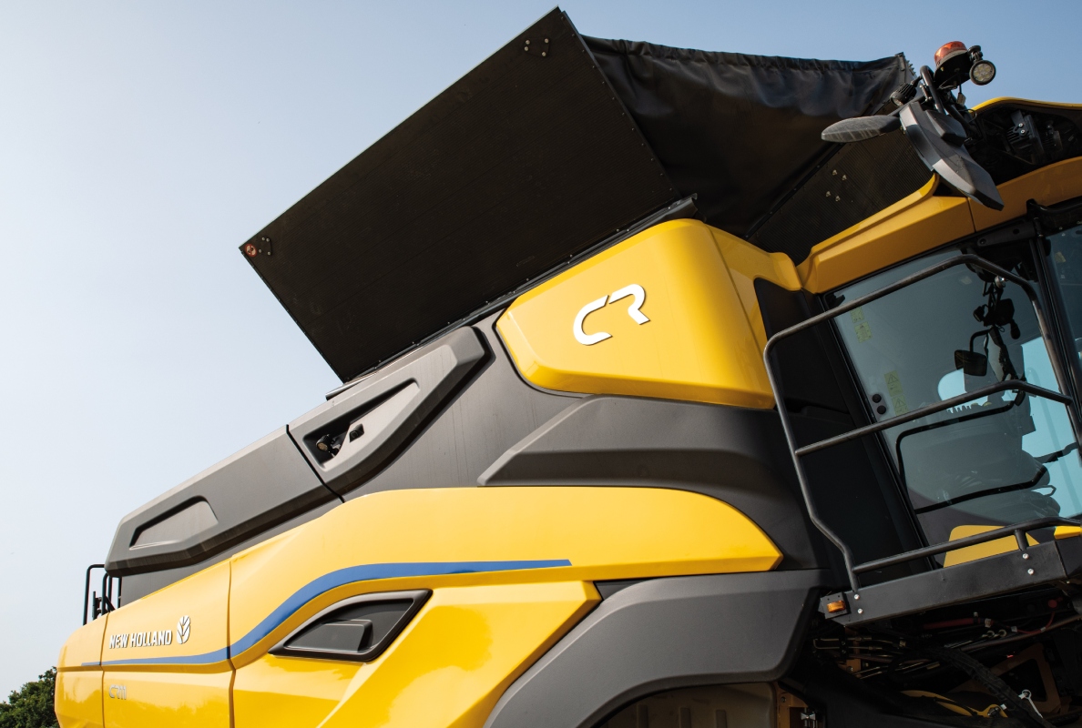 New Holland CR11