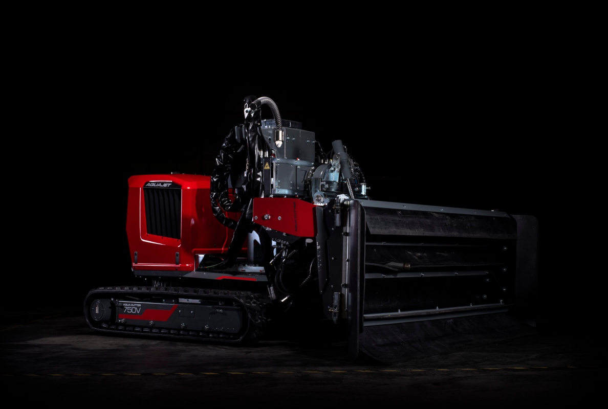 Infinity oscillation’s consistent motion increases the digging effect and virtually eliminates pipe holes, resulting in a superior bonding surface and increased productivity.