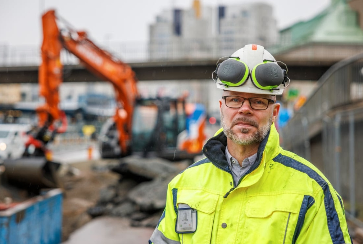 Hitachi Construction Machinery helps to build a better Stockholm