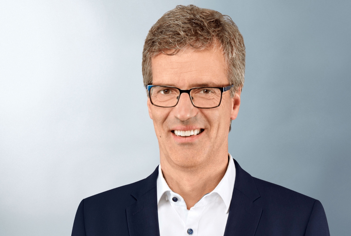 Dr. Bernhard Trilken, head of Manufacturing and Logistics at Continental Tires.