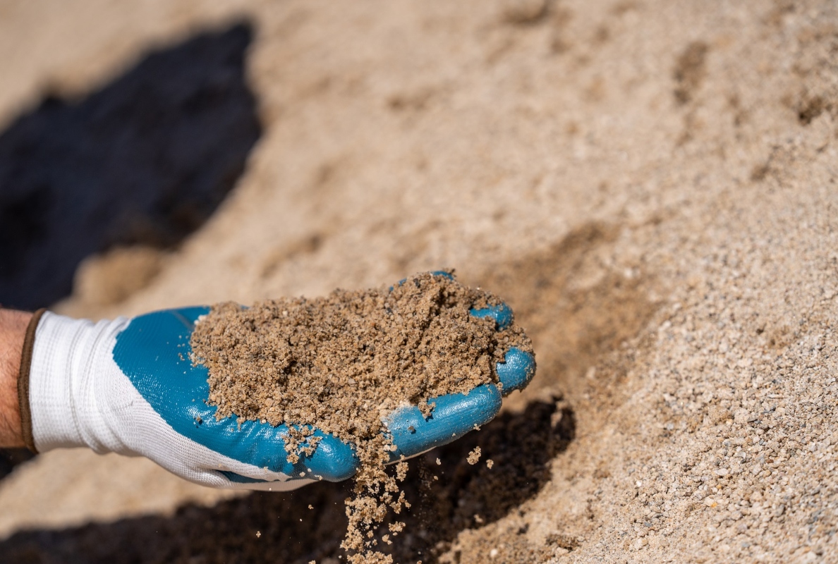 Recycled sand material