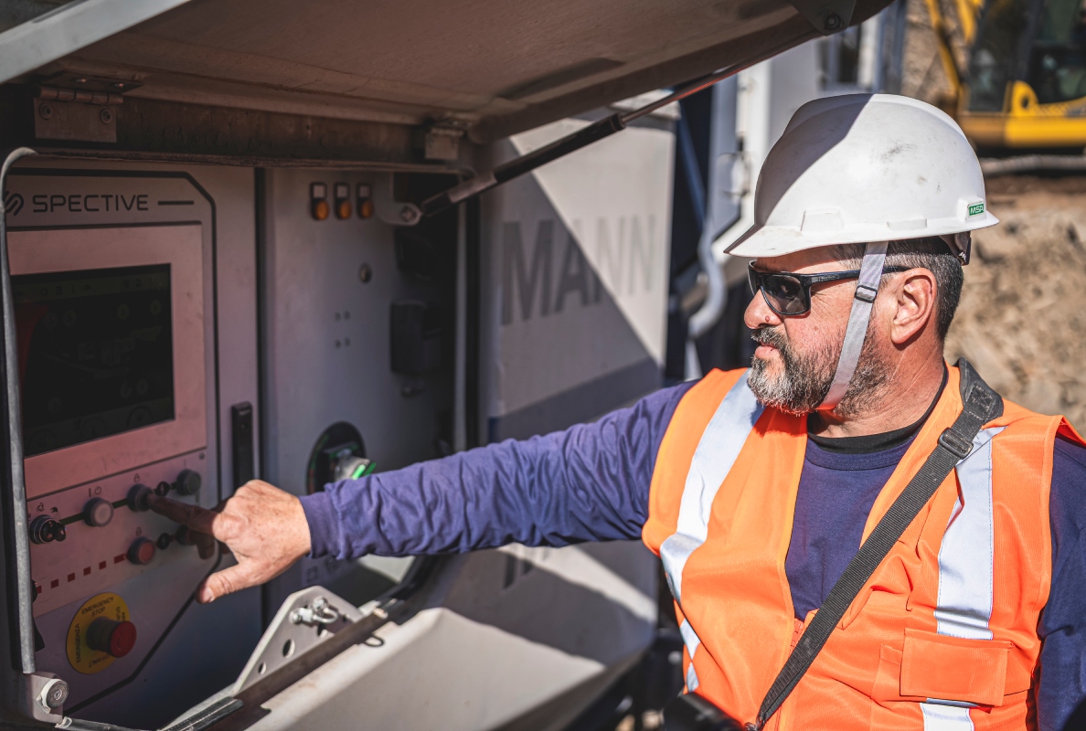 Thanks to SPECTIVE, the operation of the plants is intuitive. Thanks to SPECTIVE CONNECT, the machines can be monitored from anywhere on the site.