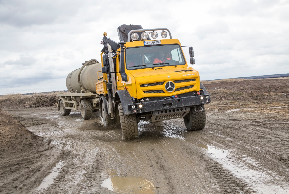 Mercedes-Benz Trucks at bauma 2025: Sustainable vehicle, service, and mobility solutions for construction transport
