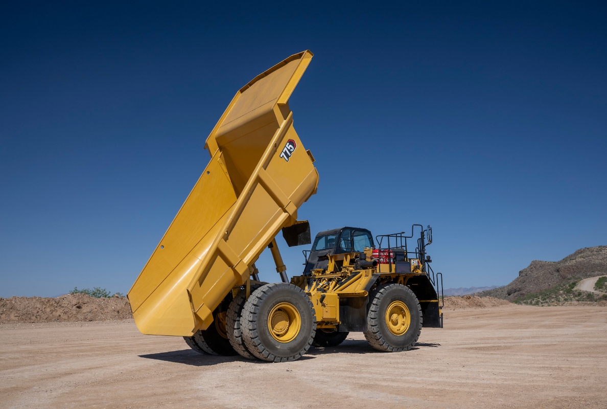 Cat® 775 Off-Highway Truck