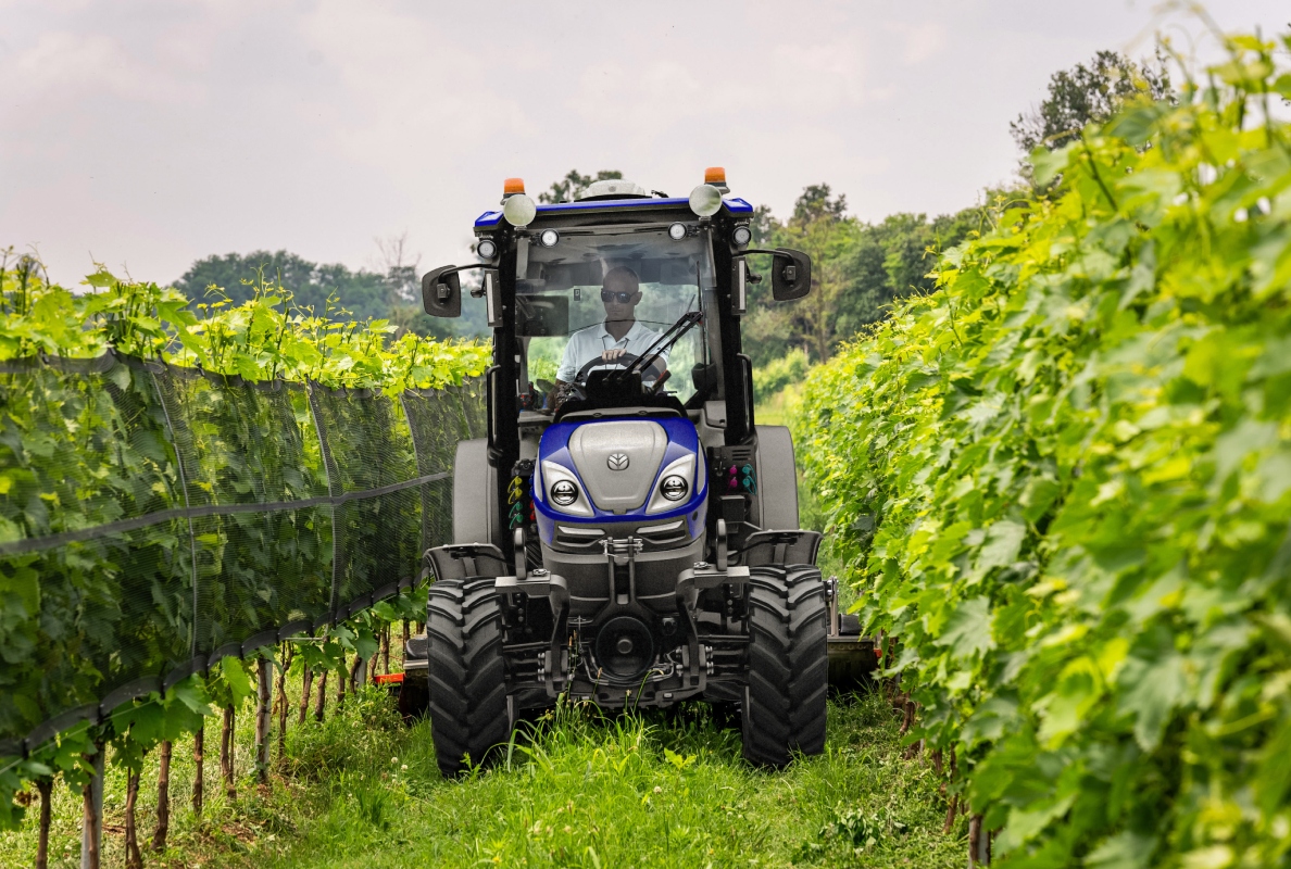 New Holland T4F.120F Auto Command