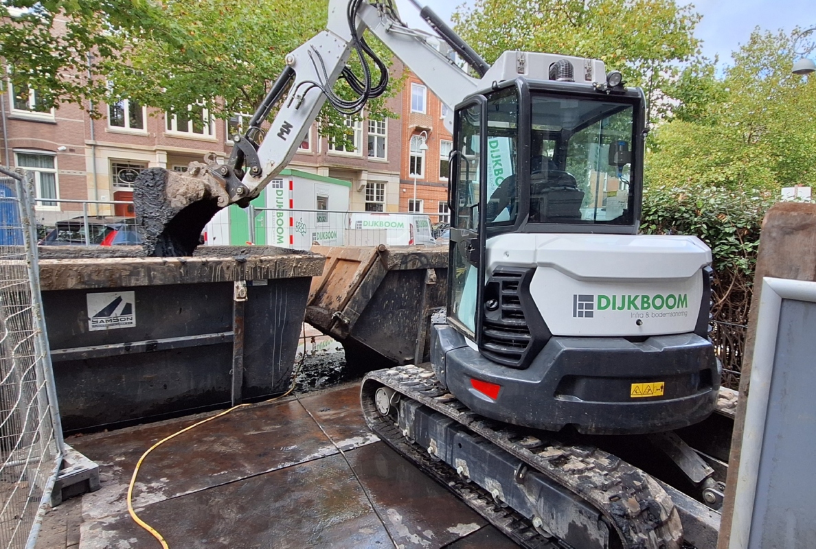 Dijkboom Bobcat E55 mini excavator