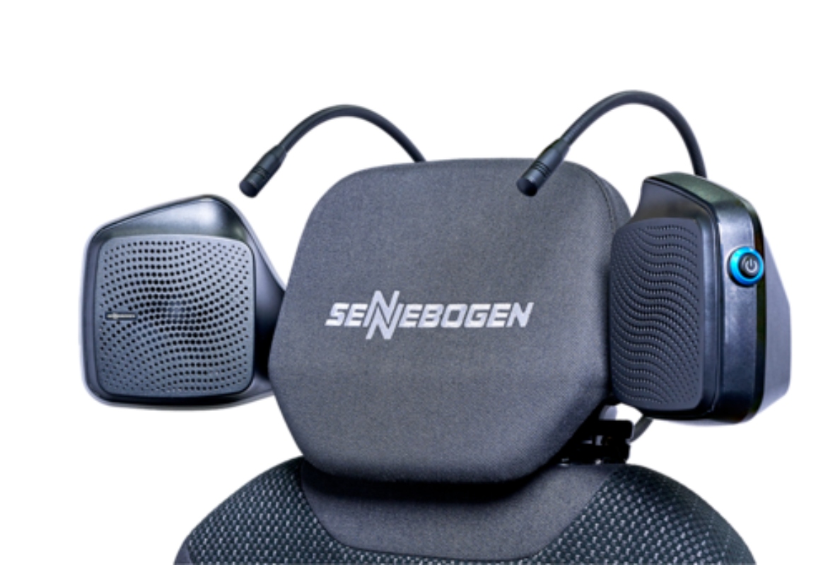 The SENNEBOGEN Comfort Audio System focuses on the driver.