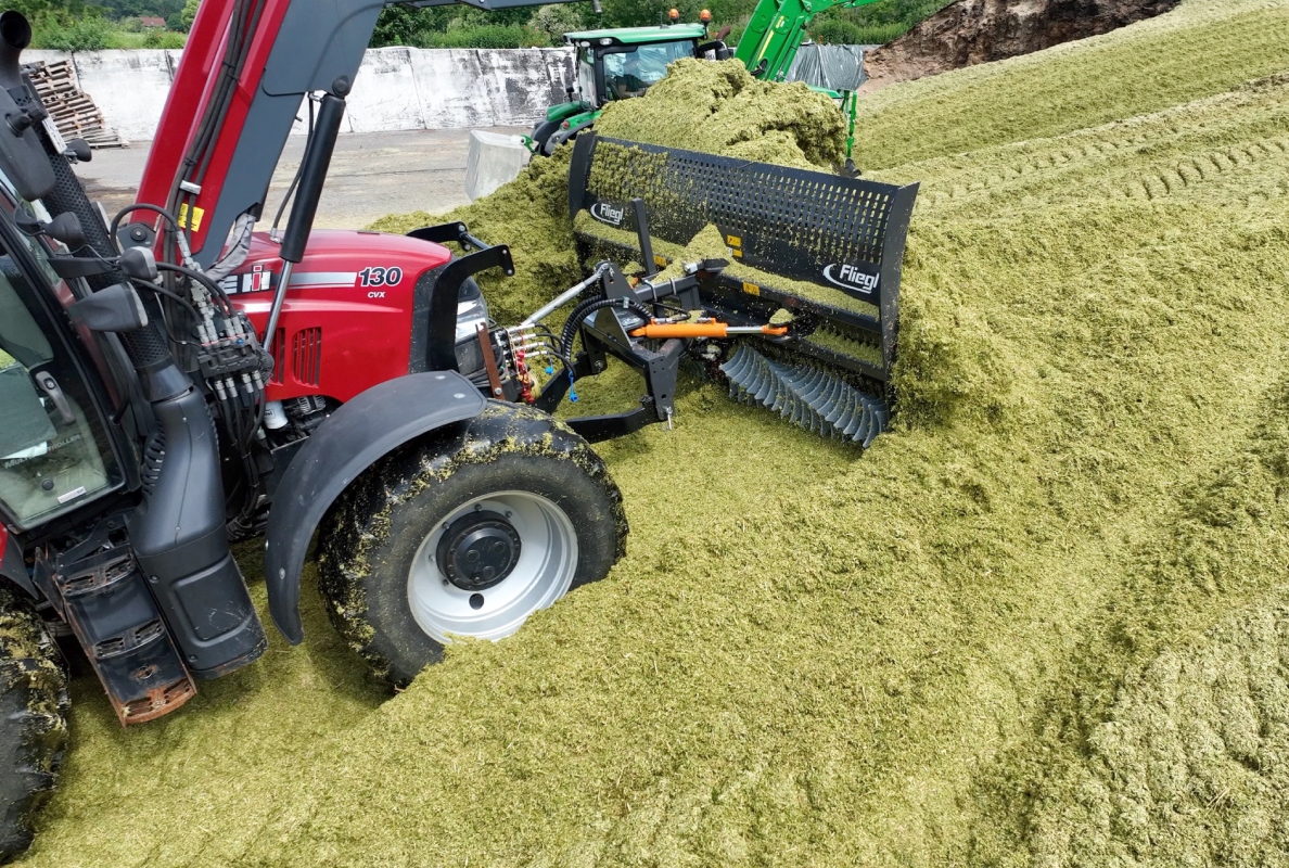 Feed compaction – Fliegl presents the rotor blade