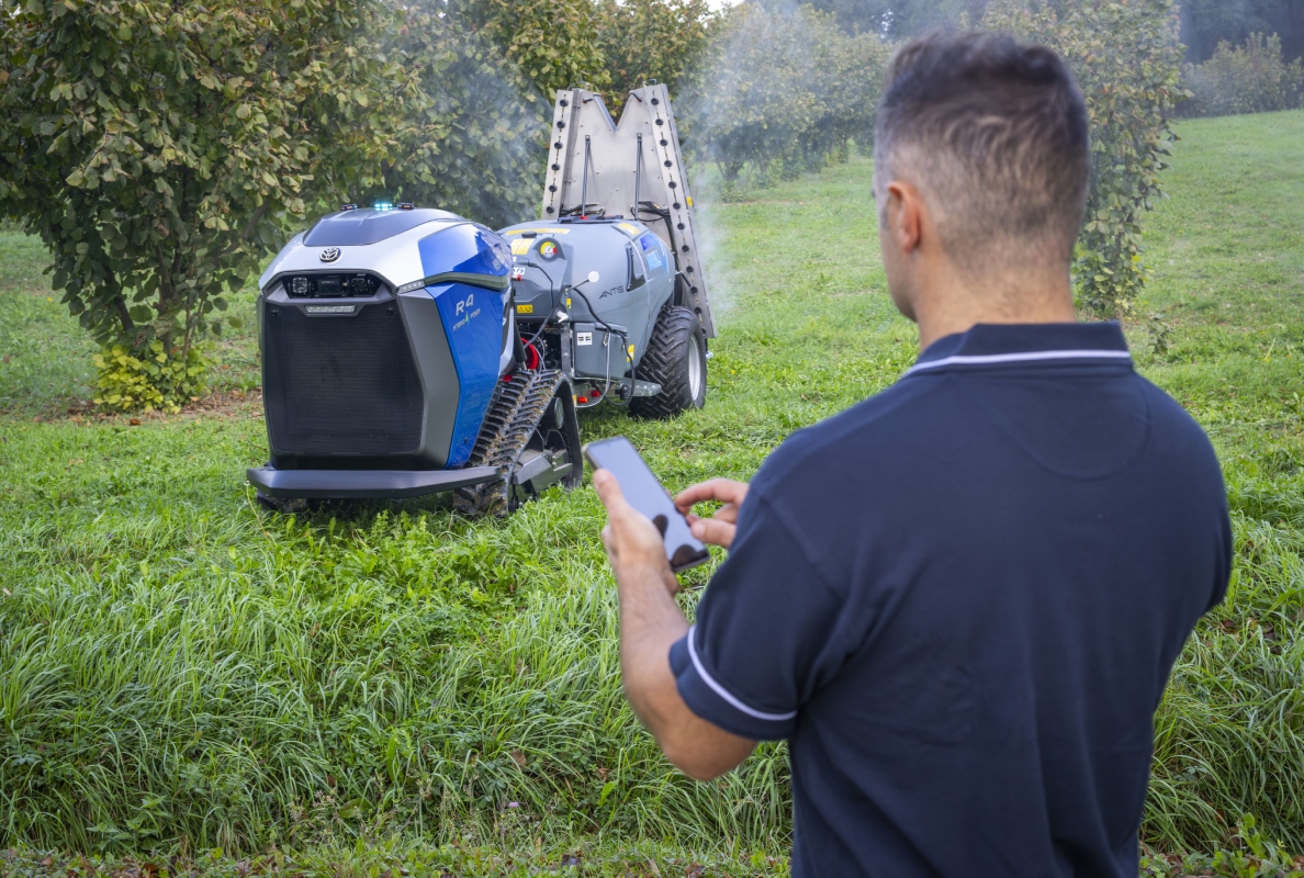 New Holland R4 Robot Series