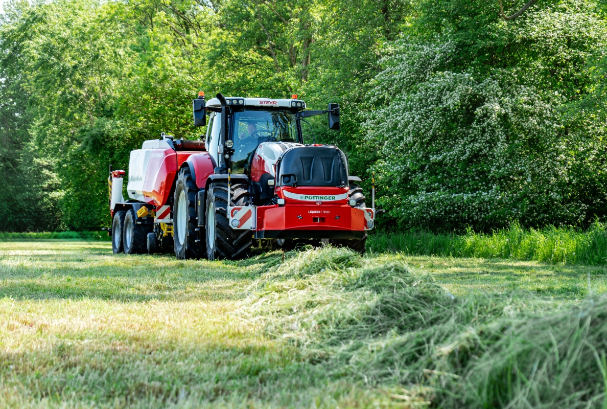 LIQUIDO F 3000 in action with IMPRESS 3160 VC PRO