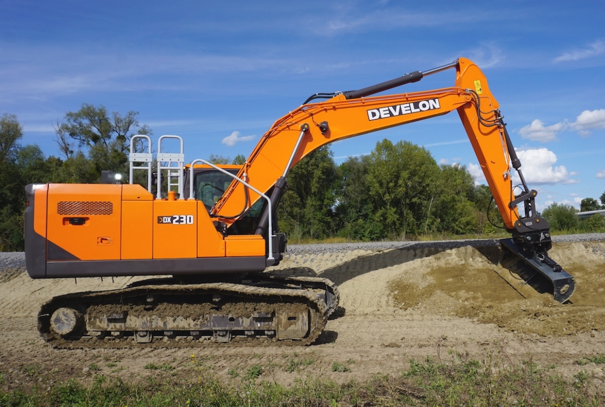 Successful Industry Demo for New Develon Series 9 Excavator