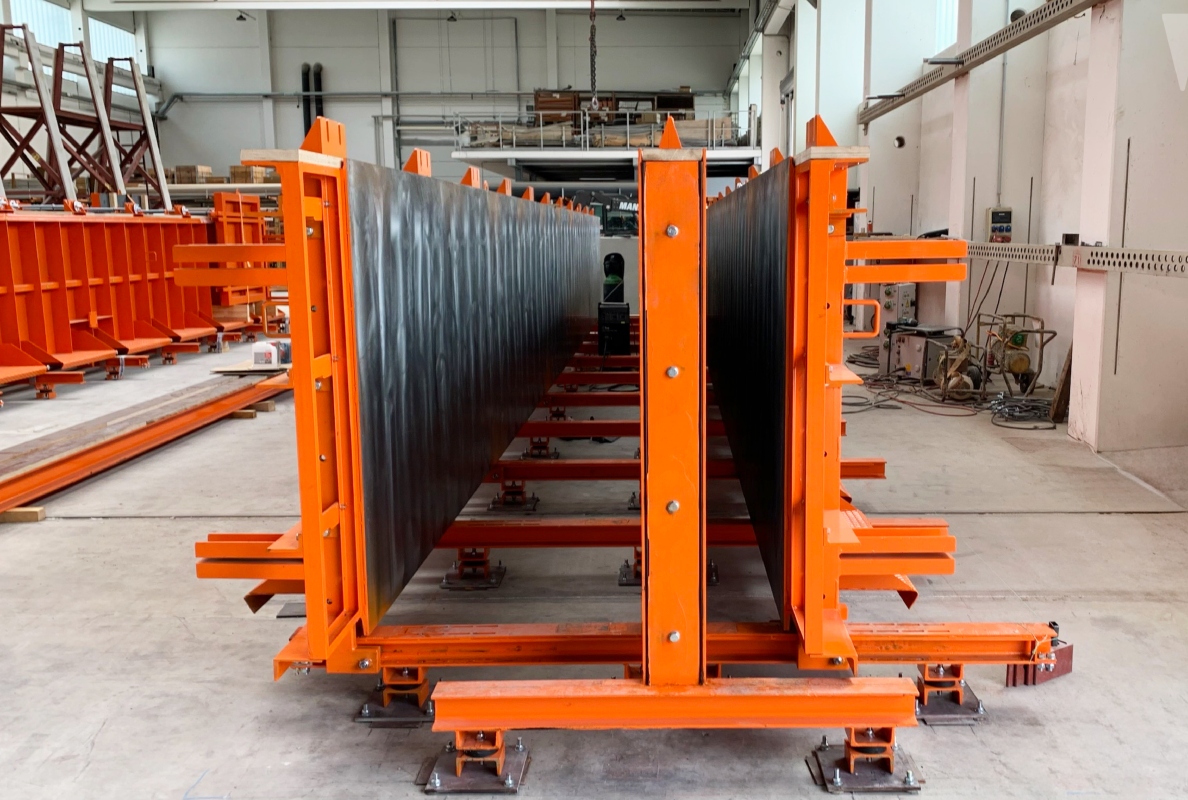 Moldtech Installs Two Vertical Battery Moulds in Germany for Residential Projects