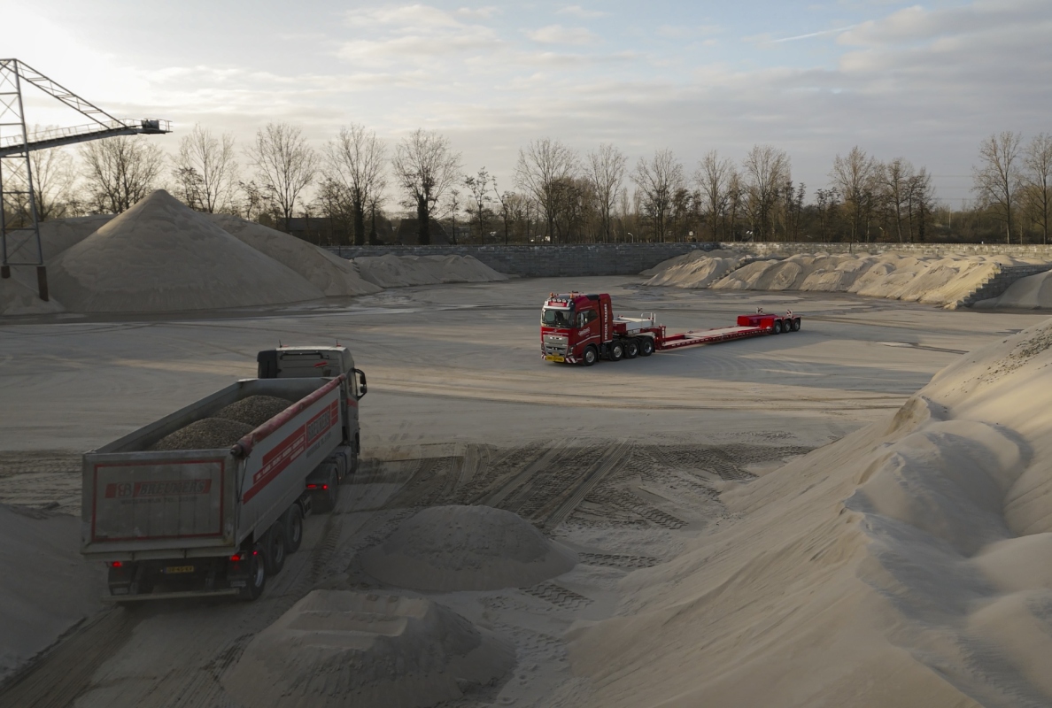 Nooteboom introduces the new EURO-PX3: The next generation of low loaders