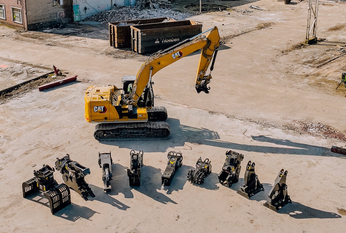 New Cat® Hydraulic Connecting CW Couplers For Excavators Deliver Fast And Safe Attachment Changes With Less Spillage