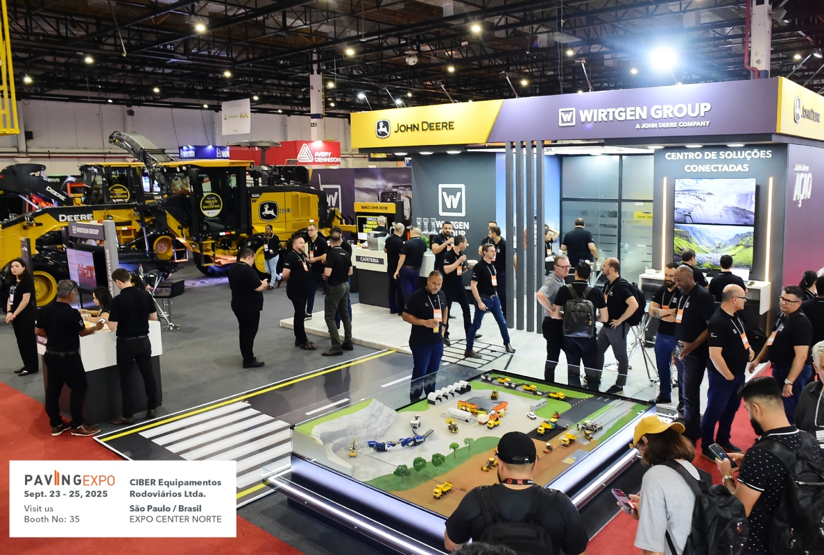 The Wirtgen Group and John Deere are jointly presenting a selection of their solutions for asphalt road construction and earthworks.