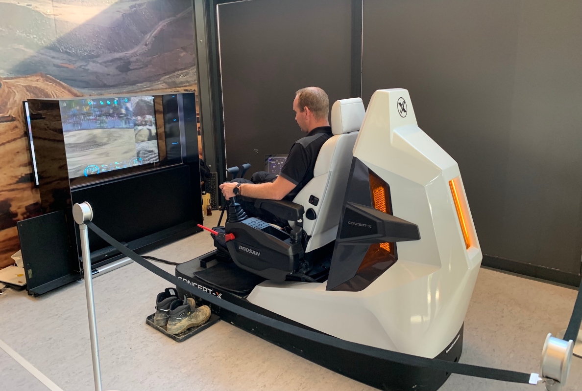 Teleoperating DX225LC-7X at Bauma 2022