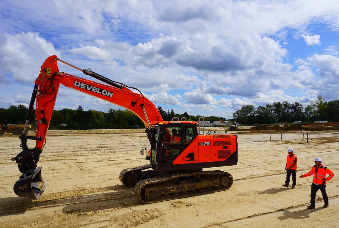 Successful Industry Demo for New Develon Series 9 Excavator