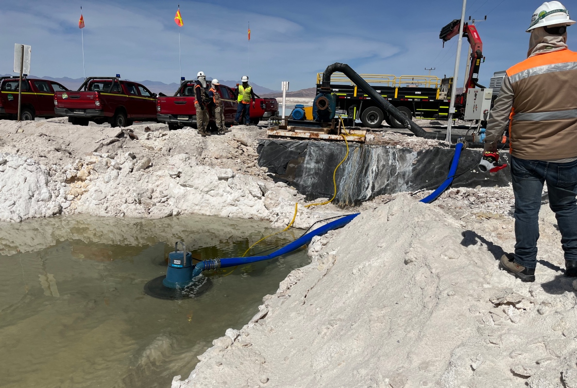 Atlas Copco WEDA electric dewatering pumps optimise lithium extraction process at Chilean mine