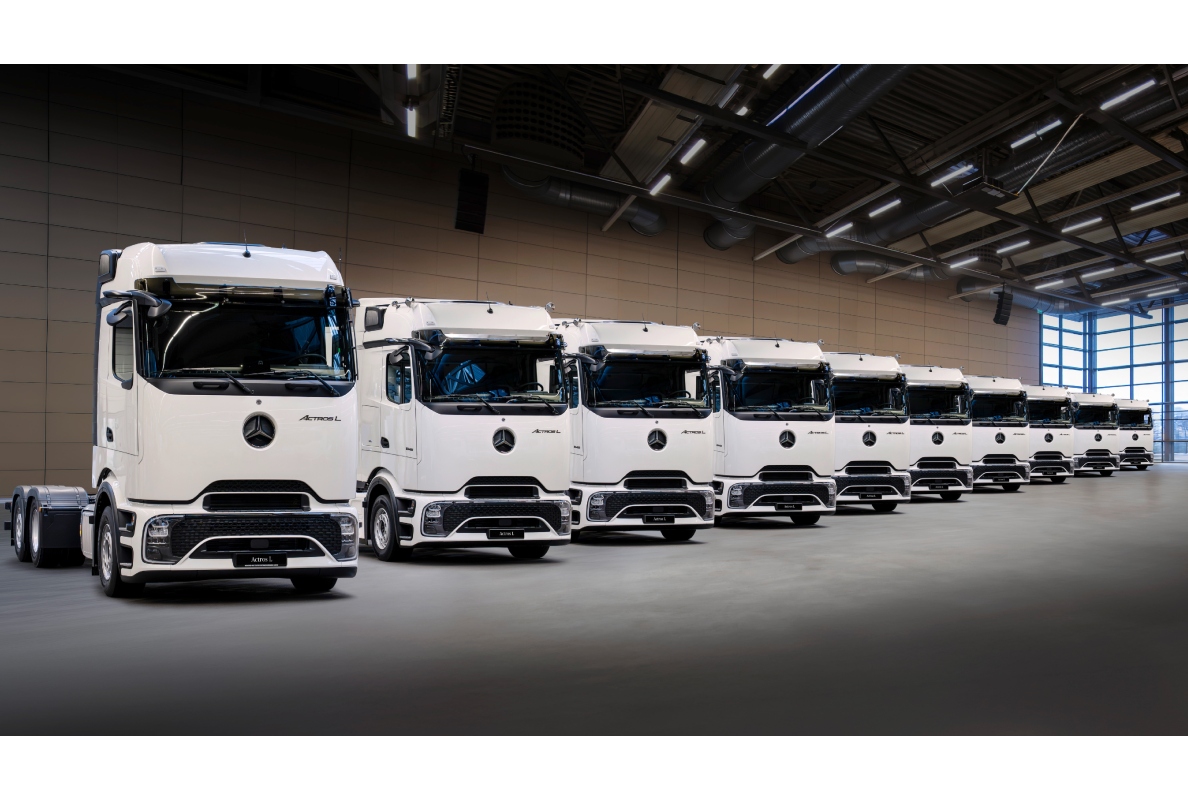Mercedes-Benz Trucks and Girteka Agree on the Delivery of 500 Actros L ProCabin