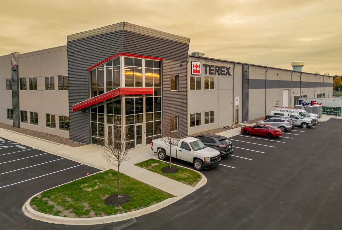 Exterior image of the new Terex Louisville Parts facility.