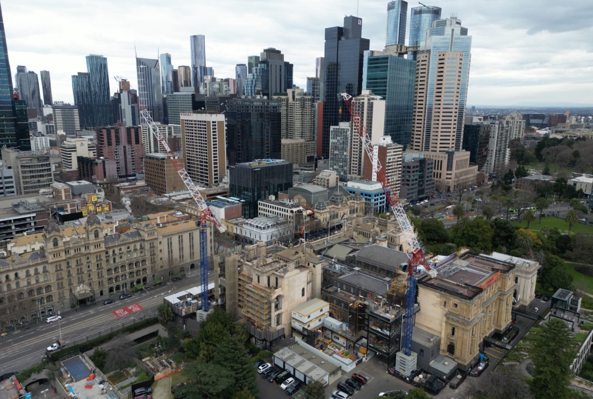 Two Raimondi hydraulic luffing jib cranes assigned to prestigious restoration project in Melbourne