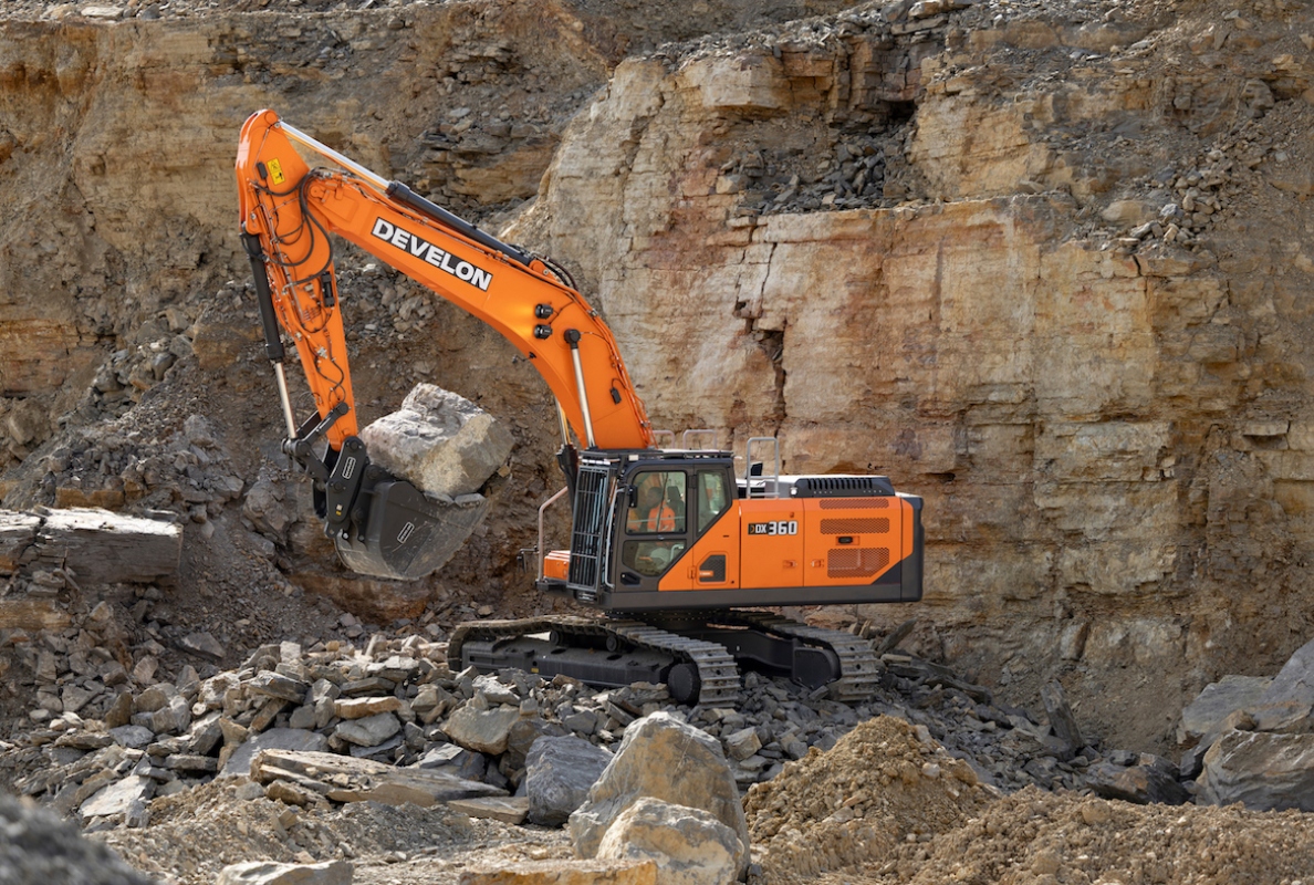 Develon Expands Revolutionary Series 9 Excavator Range