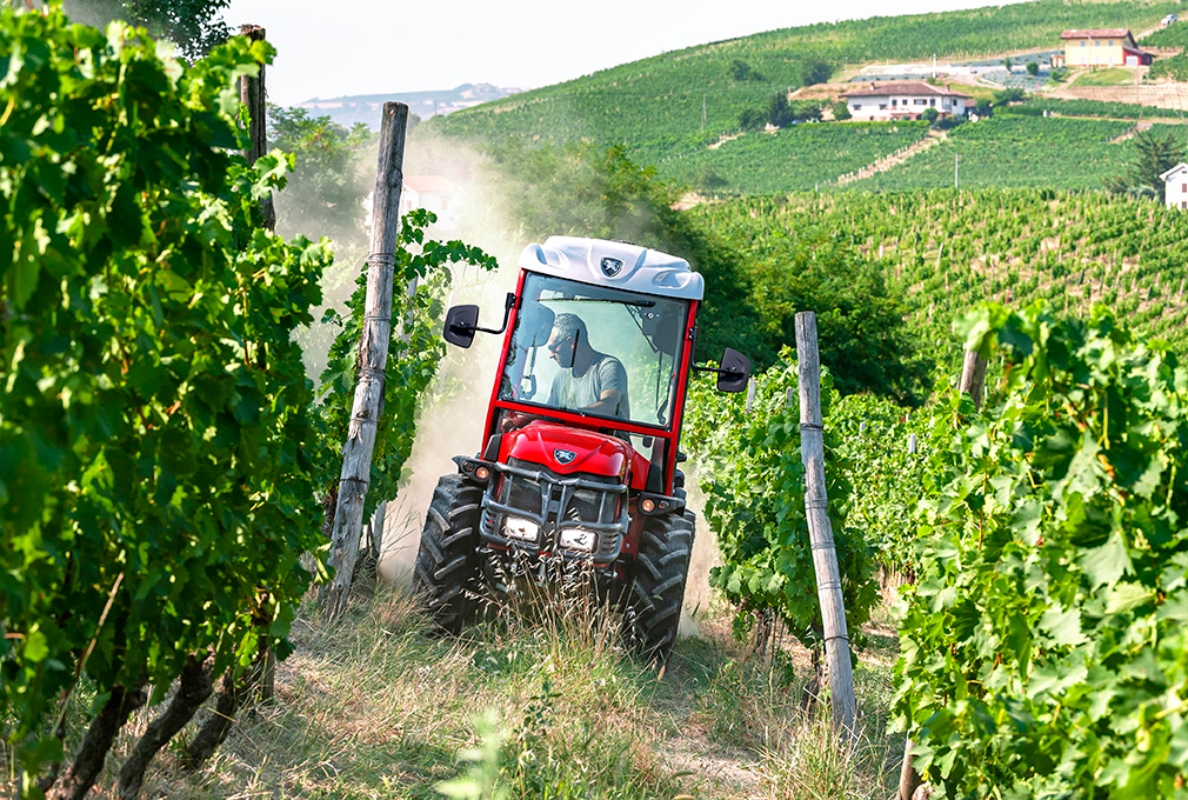 Antonio Carraro TR 5800 Infinity