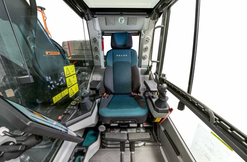 Updated Volvo EC230 Electric boasts full day operation