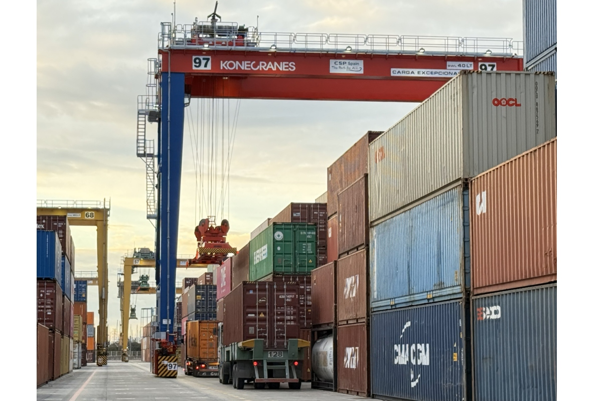 CSP Iberian Valencia Terminal advances its eco-efficiency program with investment in six more Konecranes hybrid RTGs