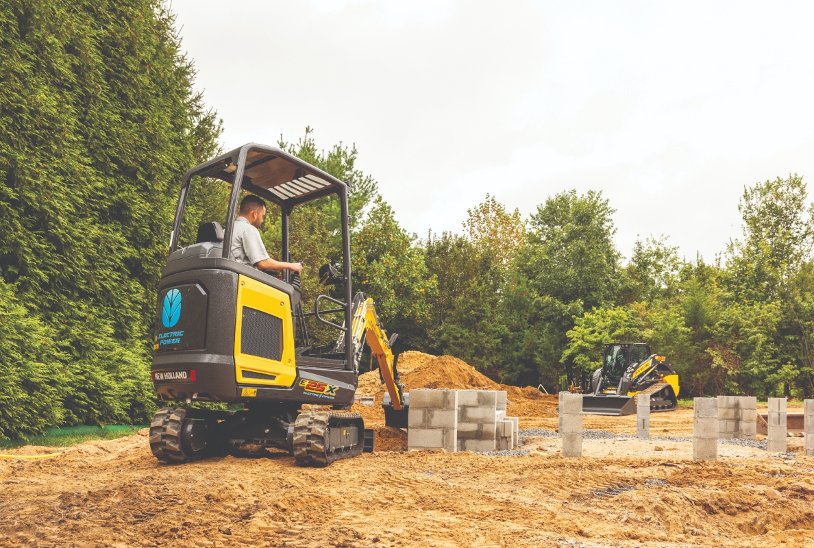 New Electric Mini Excavator and Mini Track Loader from New Holland Construction Expand Jobsite Possibilities