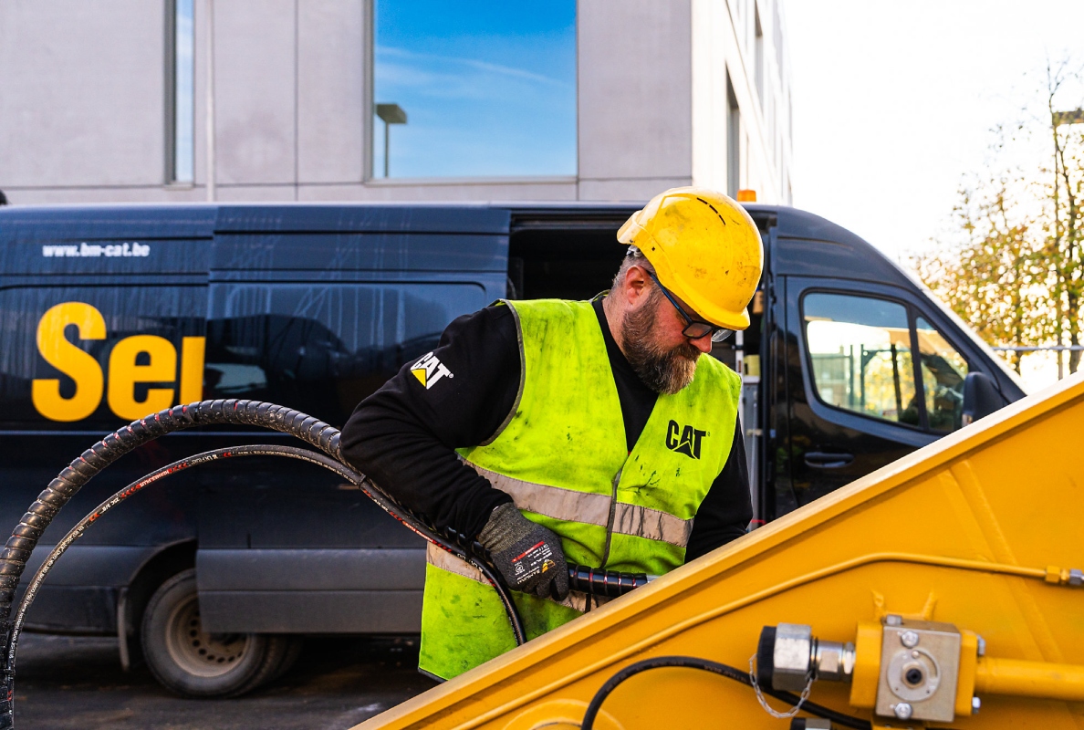 Cat® Next Generation Excavators share common parts, exceptional customer service, and superior support, giving you more uptime.