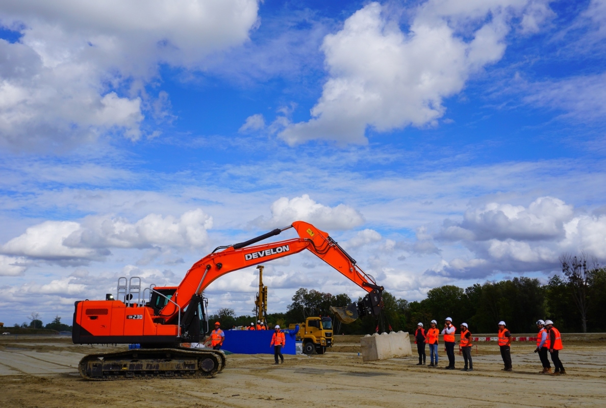 Successful Industry Demo for New Develon Series 9 Excavator