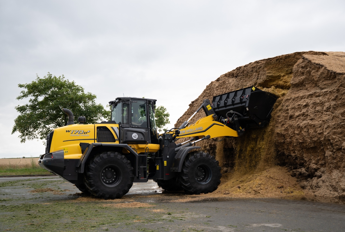 New Holland W170D Forage Power